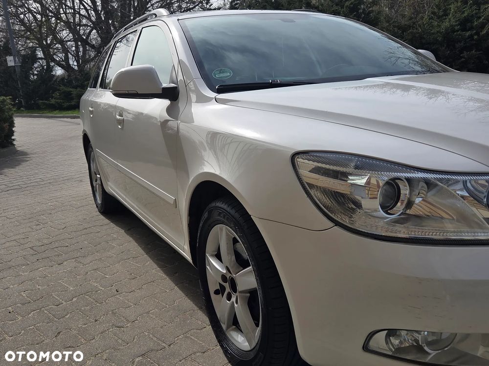 Skoda Octavia 2.0 TDI DPF Sport Edition - 16