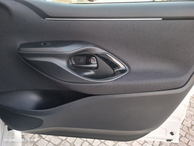 Toyota Yaris 1.5 HDF Comfort - 42