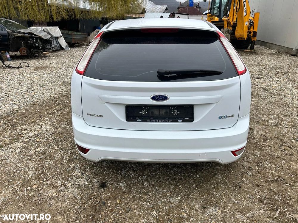 Dezmembrez Ford Focus facelift 2010, 1.6 diesel - 4