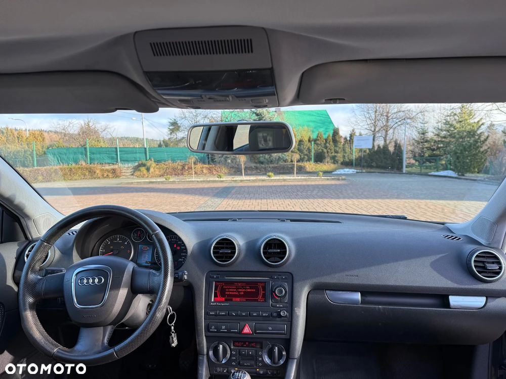 Audi A3 Sportback 2.0 TDI DPF Attraction - 11