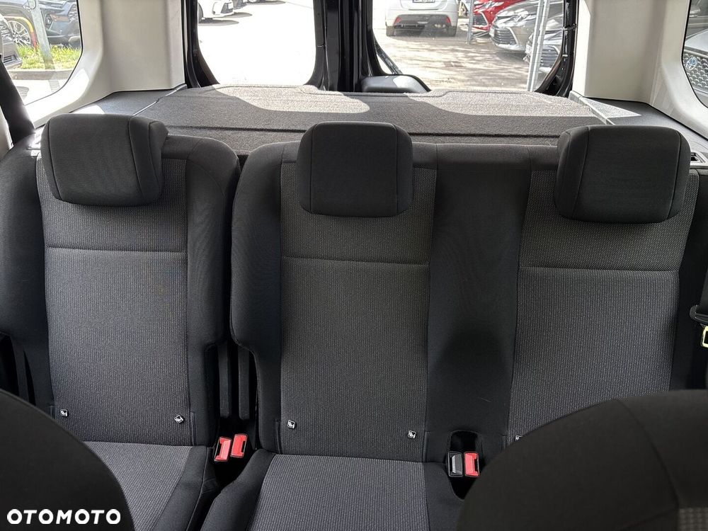 Toyota Proace City Verso 1.5 D-4D Combi - 13