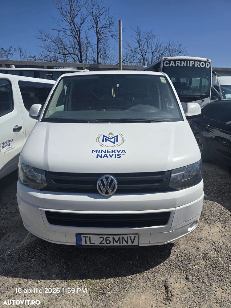 Volkswagen Caravelle - 10