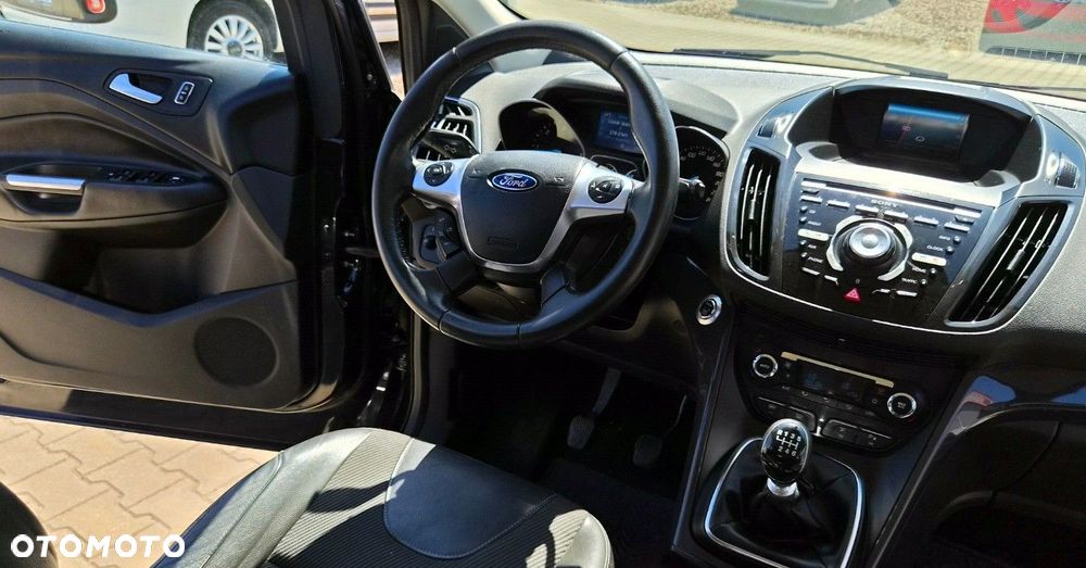 Ford Kuga - 31