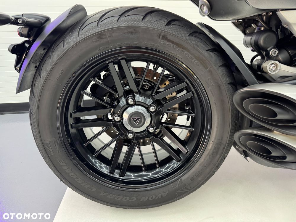 Triumph Rocket - 17