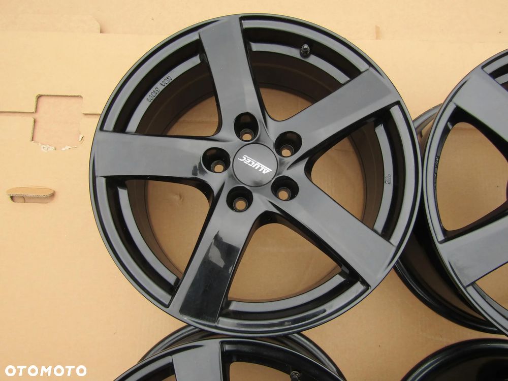 4x Felgi 17 Peugeot 407 308 3008 II Citroen C4 II Picasso C5 III Opel Grandland-X 7 j 5x108 ET42 - 7