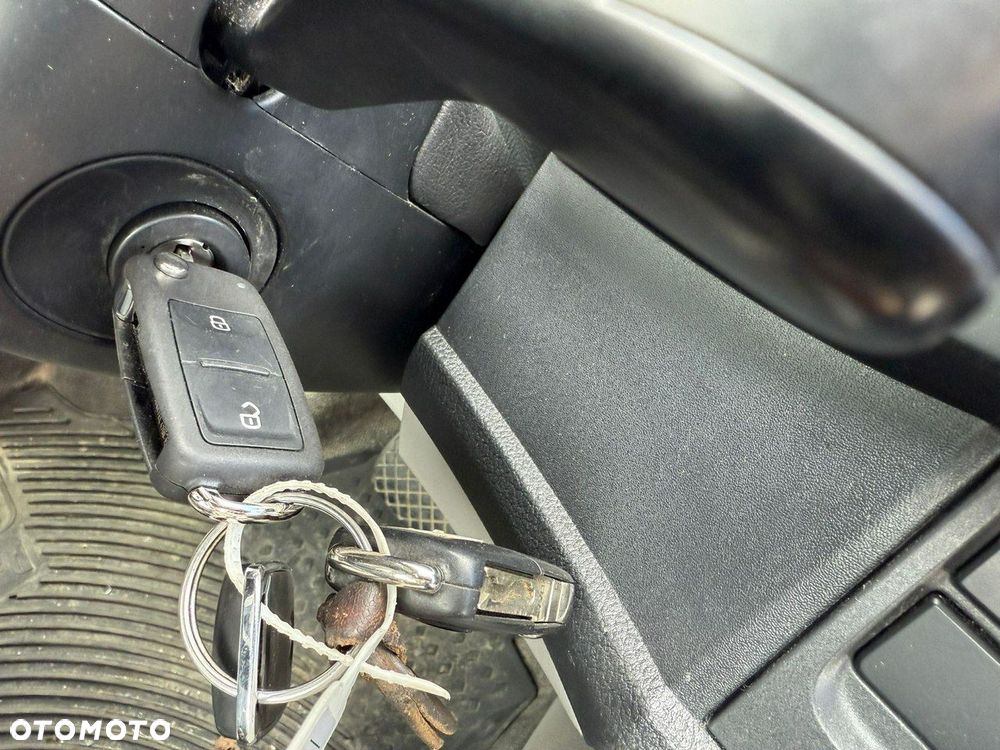 Volkswagen Transporter - 21