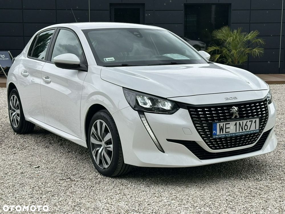 Peugeot 208 - 1