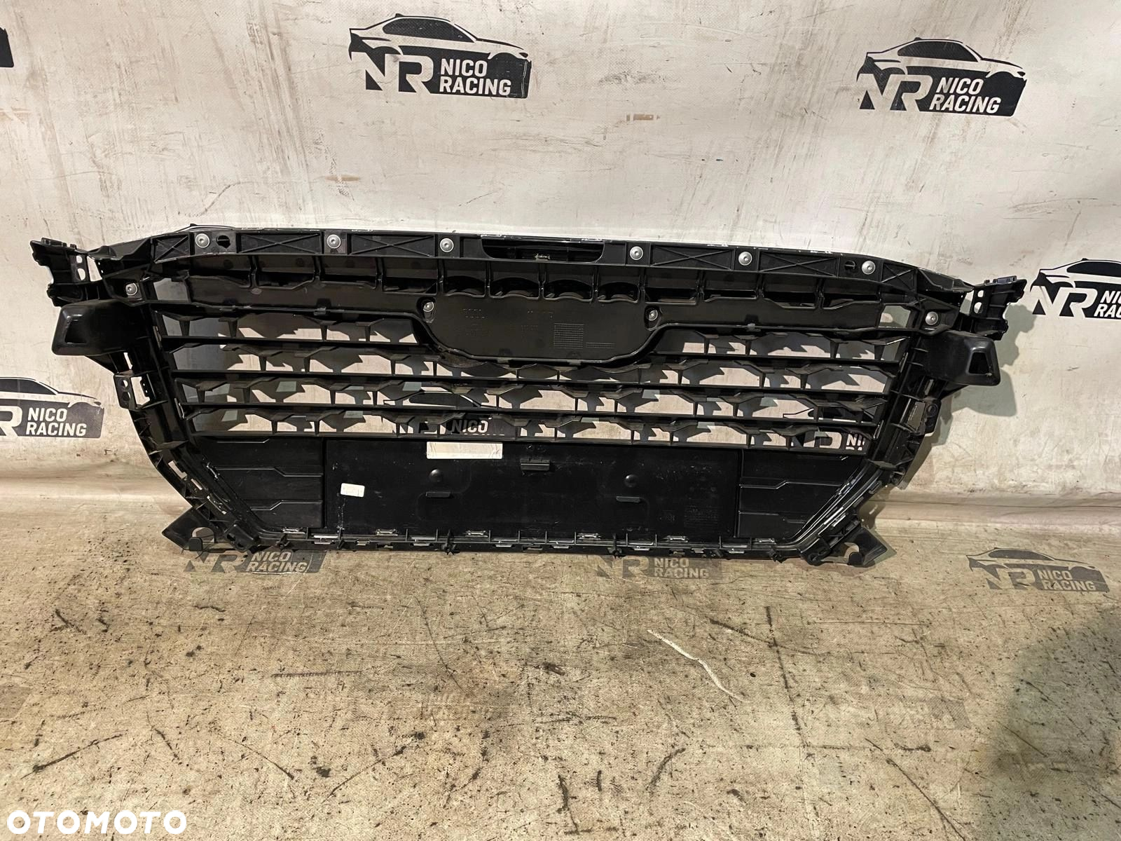 GRILL ATRAPA PRZÓD S-LINE AUDI Q2 81A853037 - 5