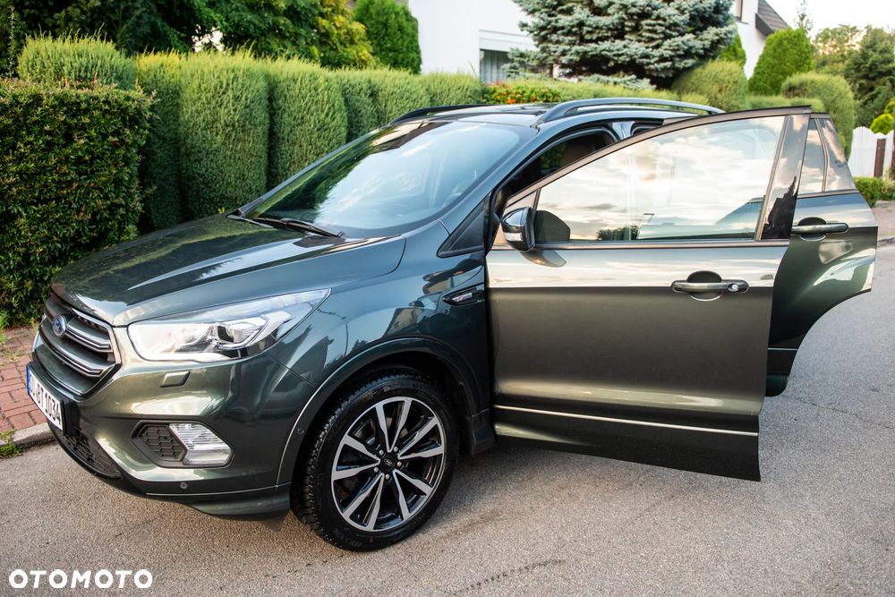 Ford Kuga 1.5 EcoBoost 2x4 ST-Line - 16