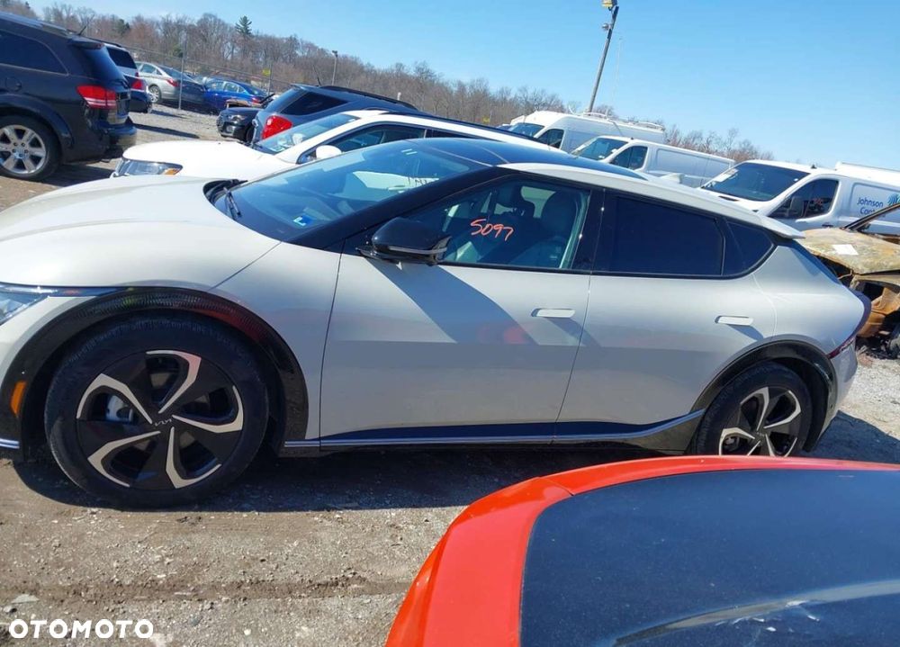 Kia EV6 - 4