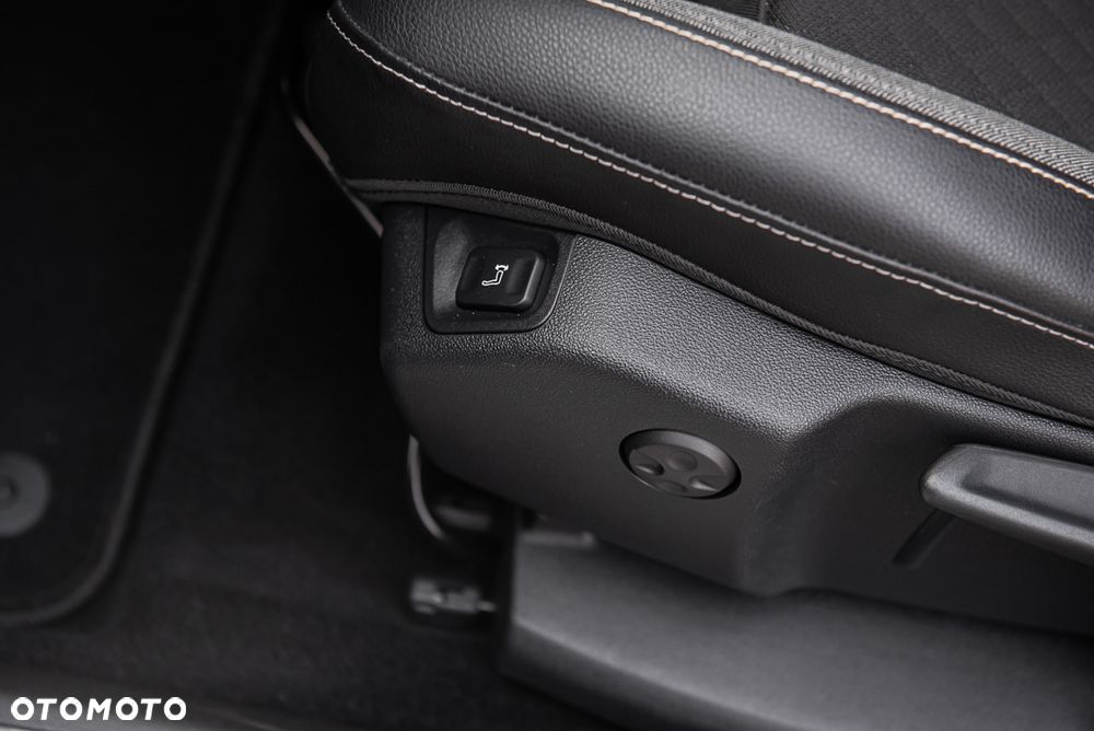 Opel Grandland X 1.2 Start/Stop INNOVATION - 19