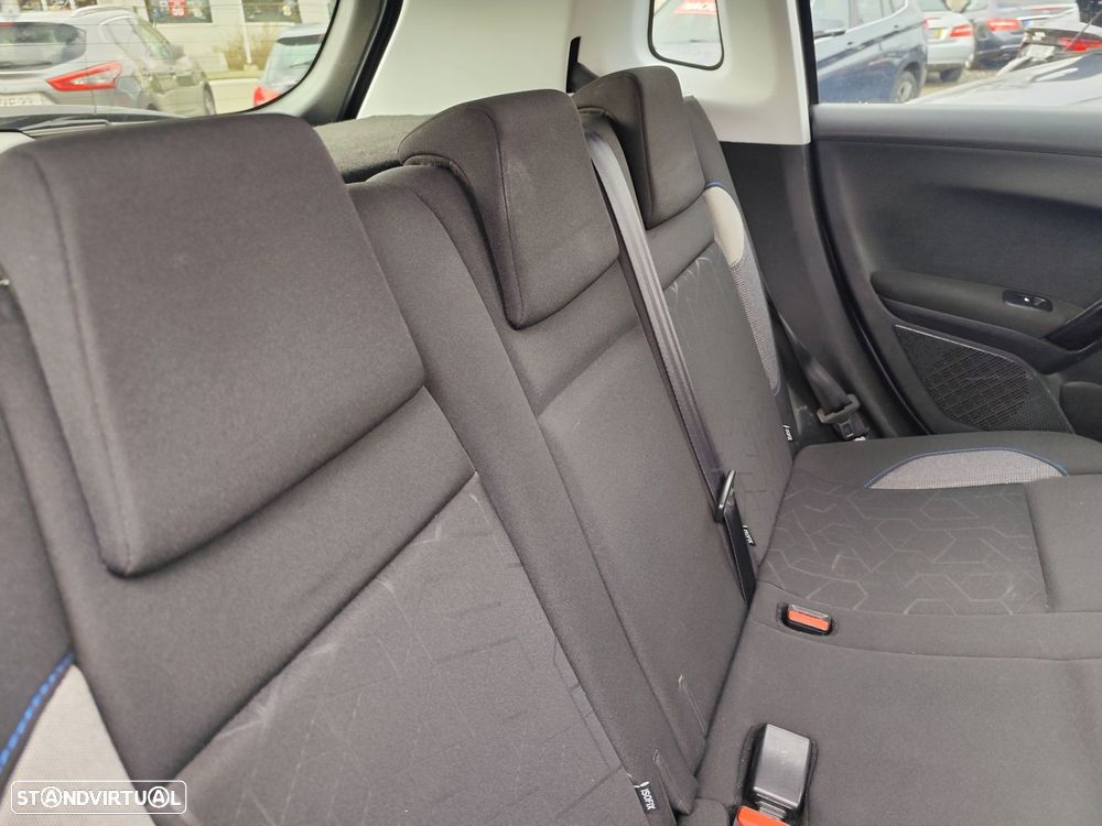 Peugeot 2008 1.5 BlueHDi Active - 24