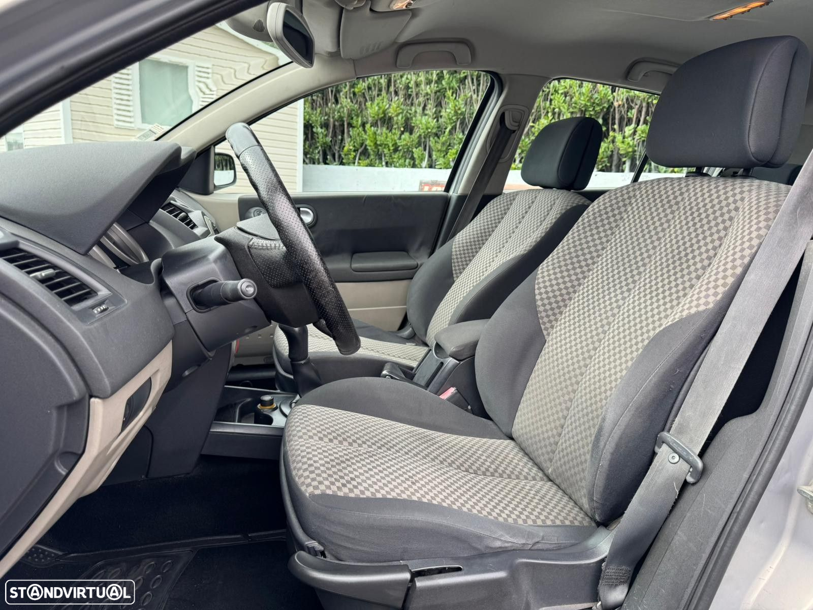 Renault Mégane - 5