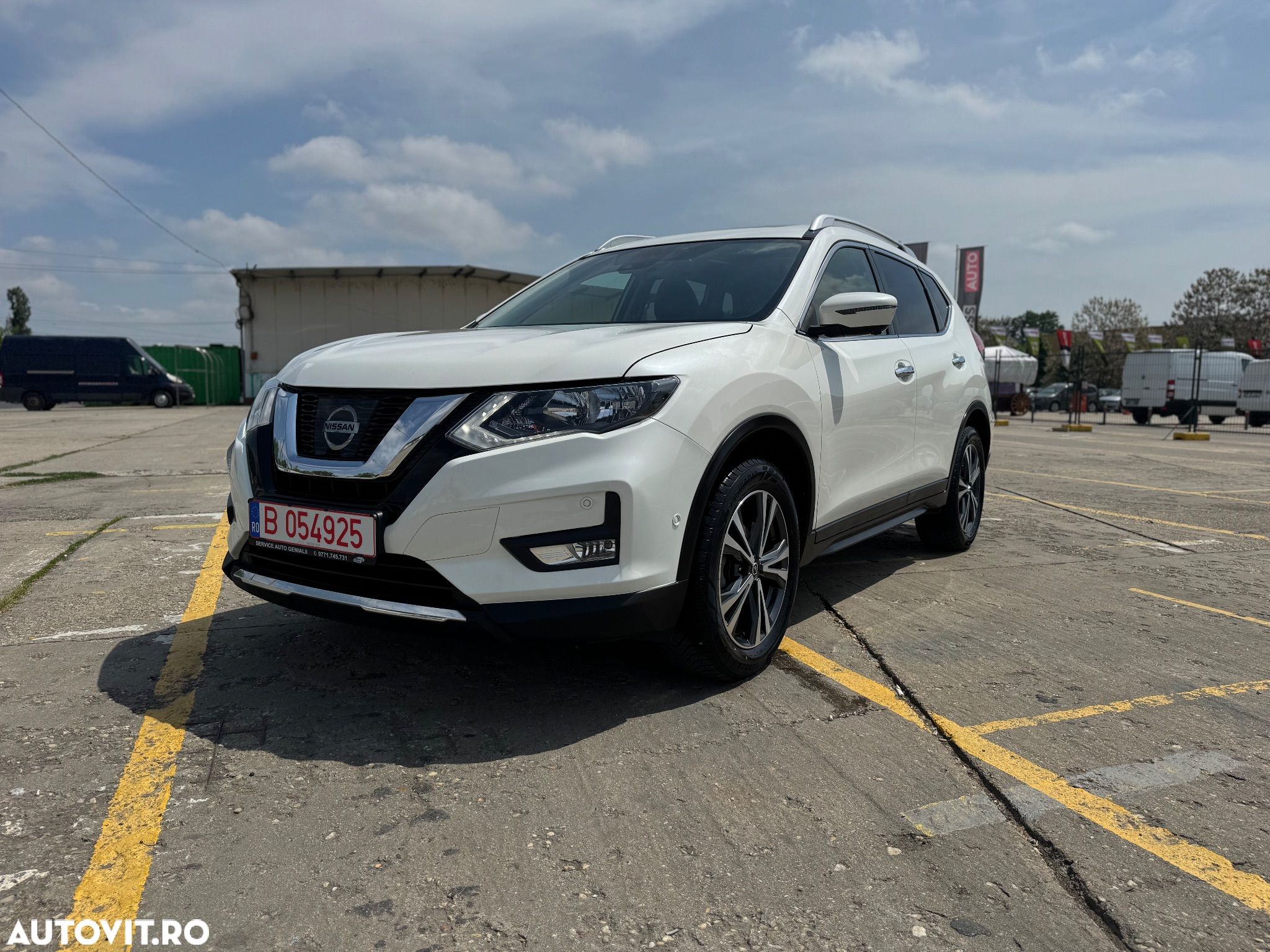 Nissan X-Trail 1.6 dCi Xtronic N-Connecta - 1