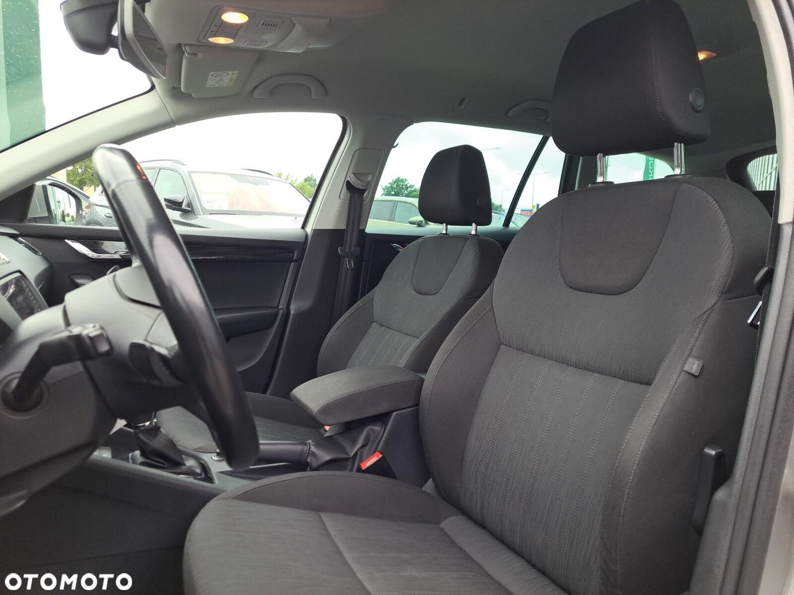 Skoda Octavia 2.0 TDI 4x4 Style DSG - 10