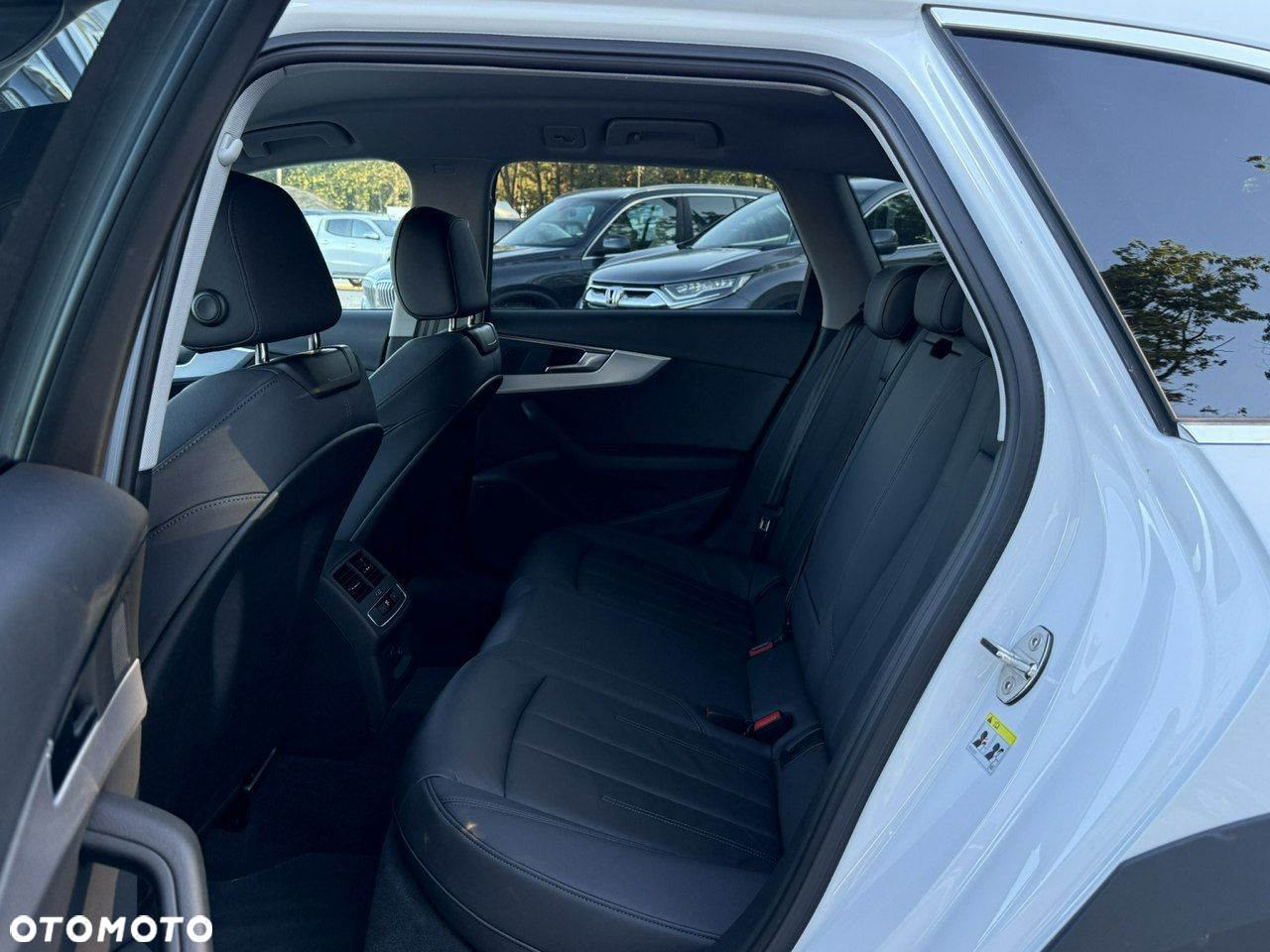 Audi A4 Allroad - 15