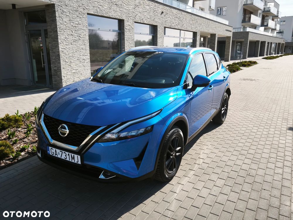 Nissan Qashqai 1.3 DIG-T SHIRO - 1