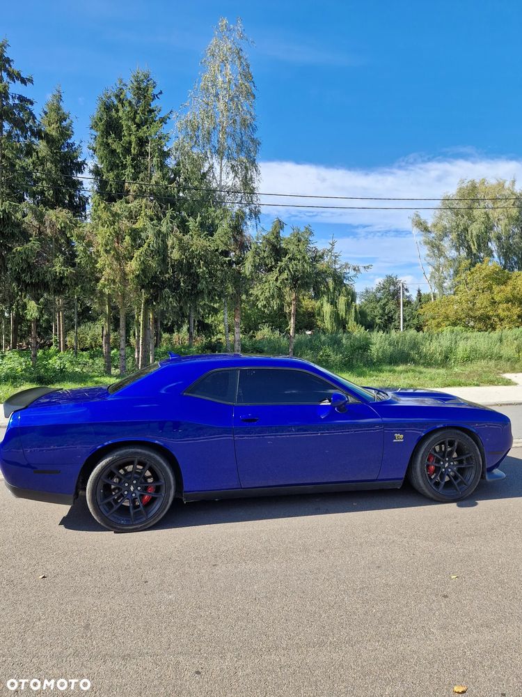 Dodge Challenger 6.4 Scat Pack - 8