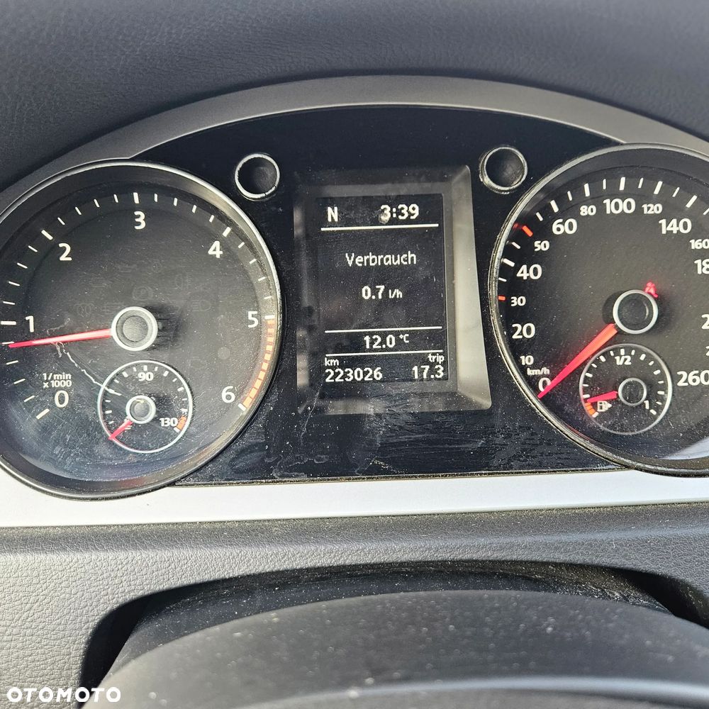 Volkswagen Passat 2.0 Blue TDI SCR Comfortline - 34