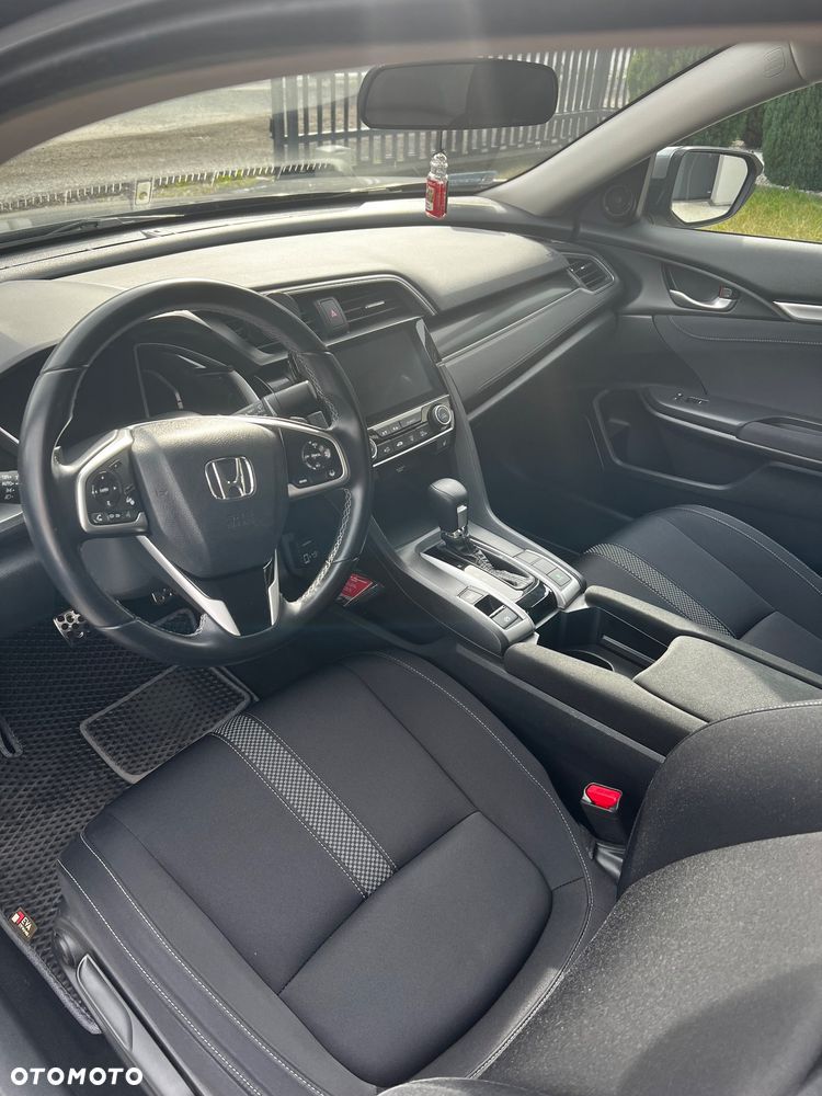 Honda Civic 1.5 T Elegance CVT - 11