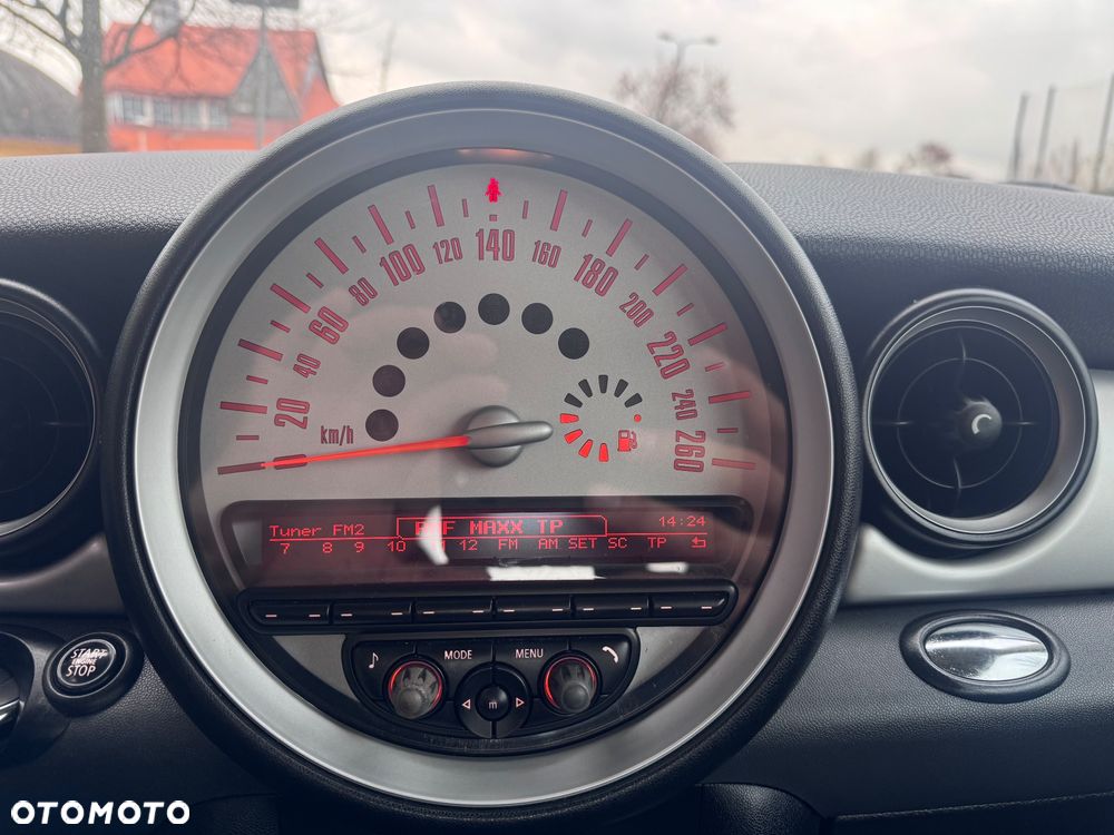 MINI ONE Baker Street - 16