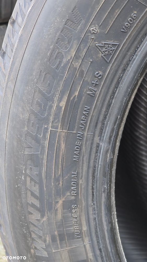 Opony zimowe Yokohama 235/55/R20 - 3