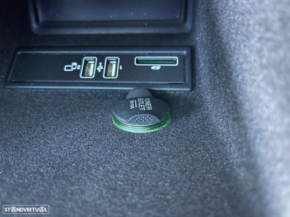 Aston Martin DBX 707 - 30