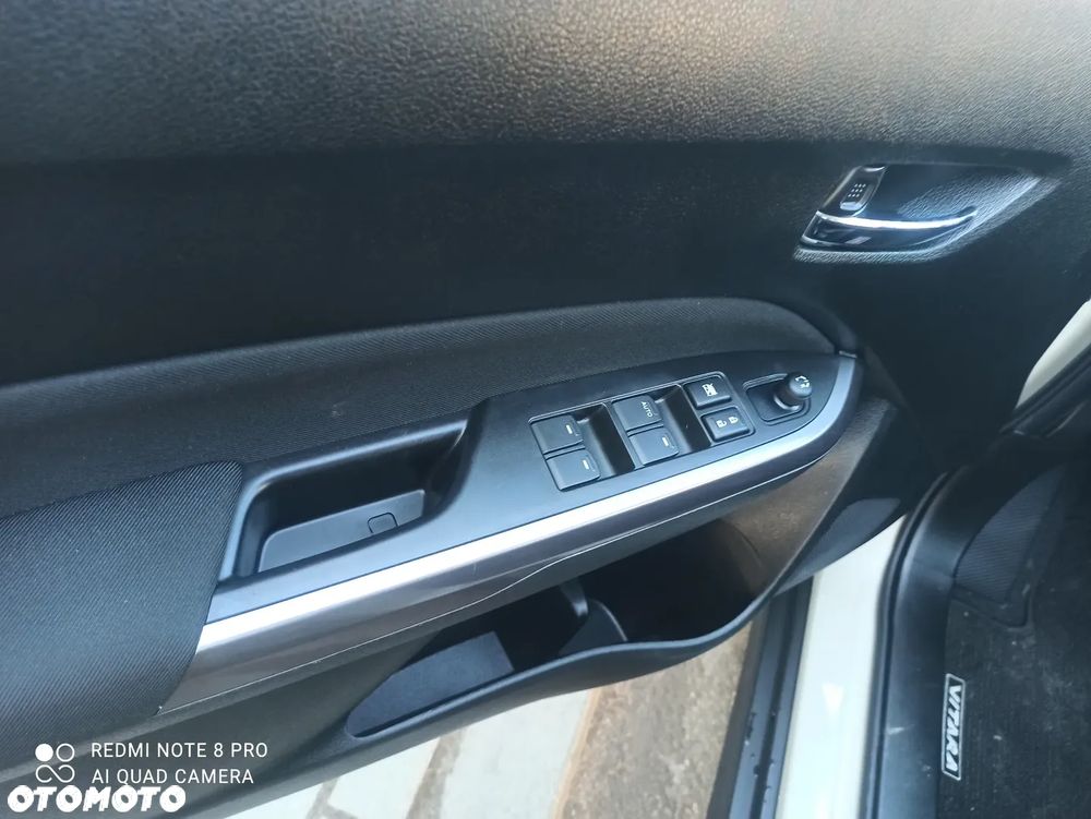 Suzuki Vitara 1.5 Strong Hybrid Elegance 2WD AGS - 15