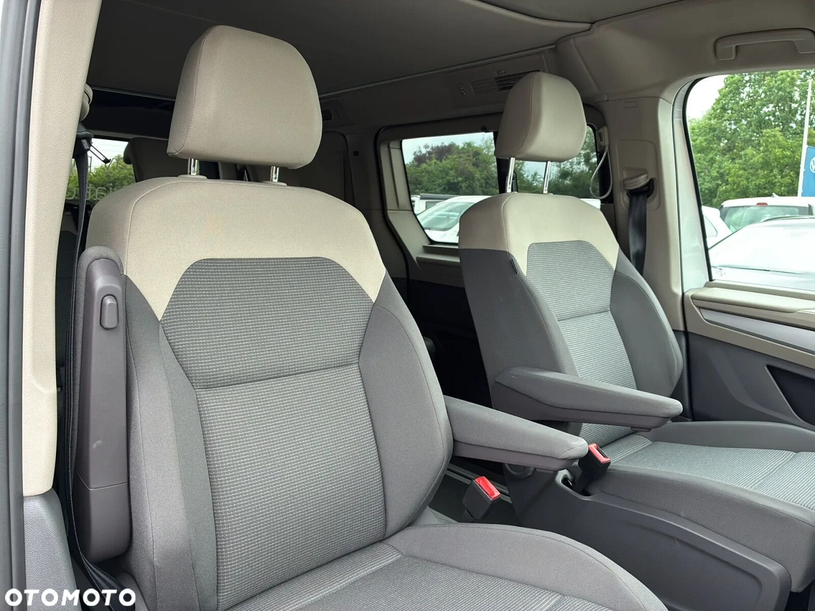 Volkswagen California - 13