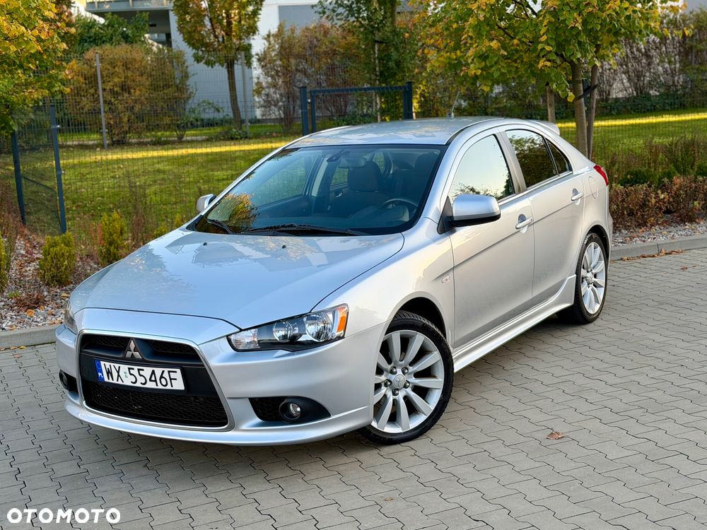 Mitsubishi Lancer 1.8 CVT Intense - 1