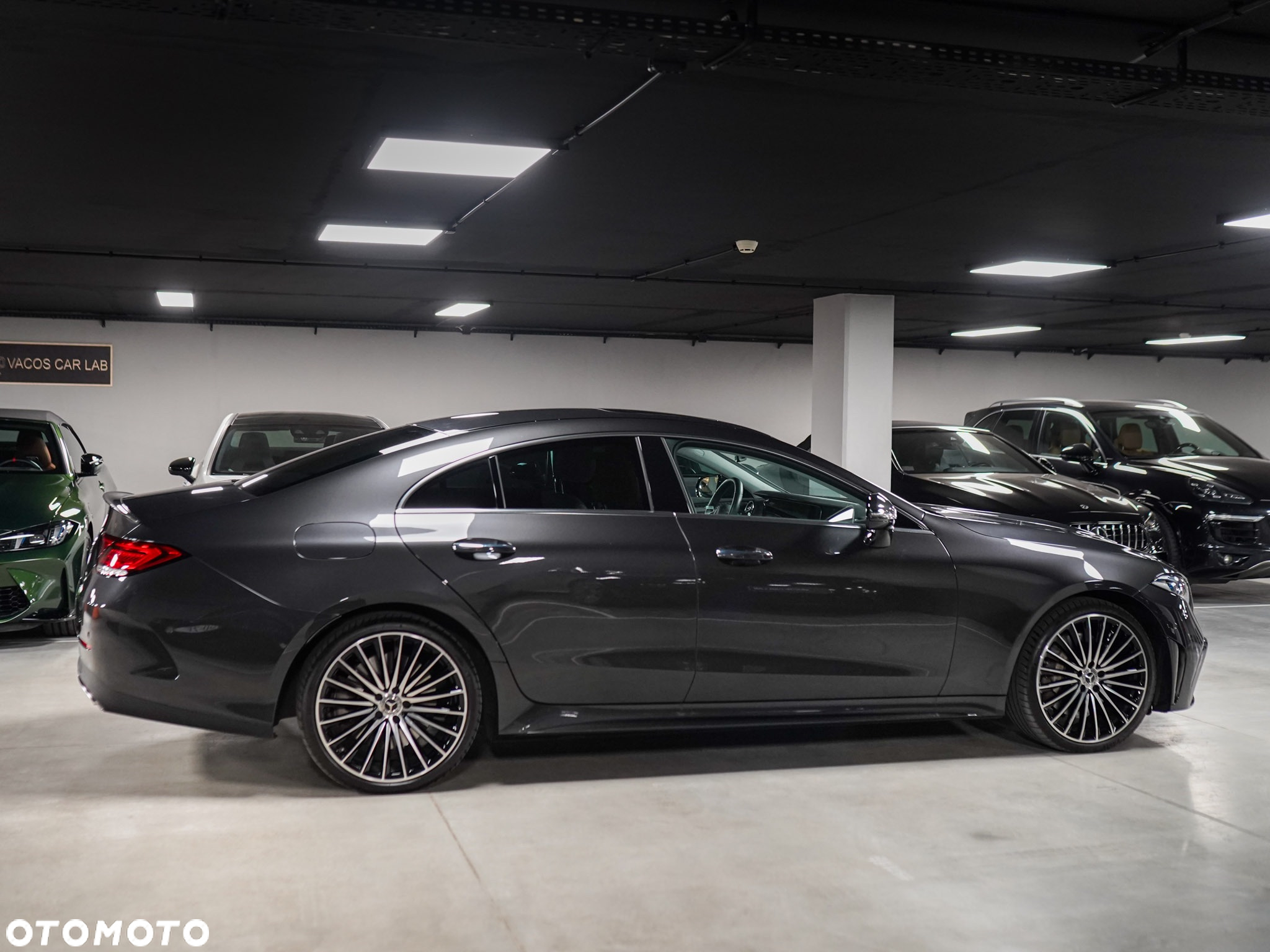 Mercedes-Benz CLS - 8