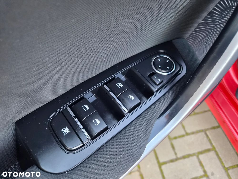 Kia Ceed 1.4 CVVT Dream Team Edition - 21