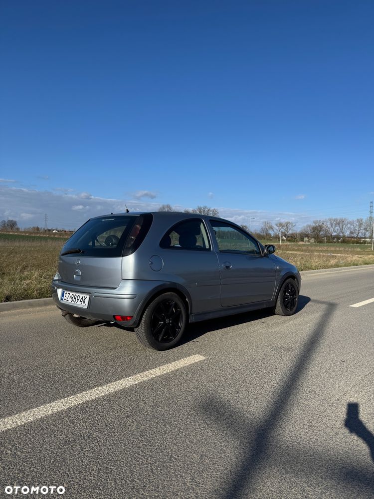 Opel Corsa 1.0 12V Cosmo - 13