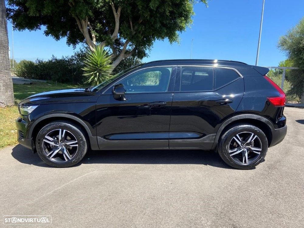 Volvo XC 40 1.5 T2 R-Design Geartronic - 3