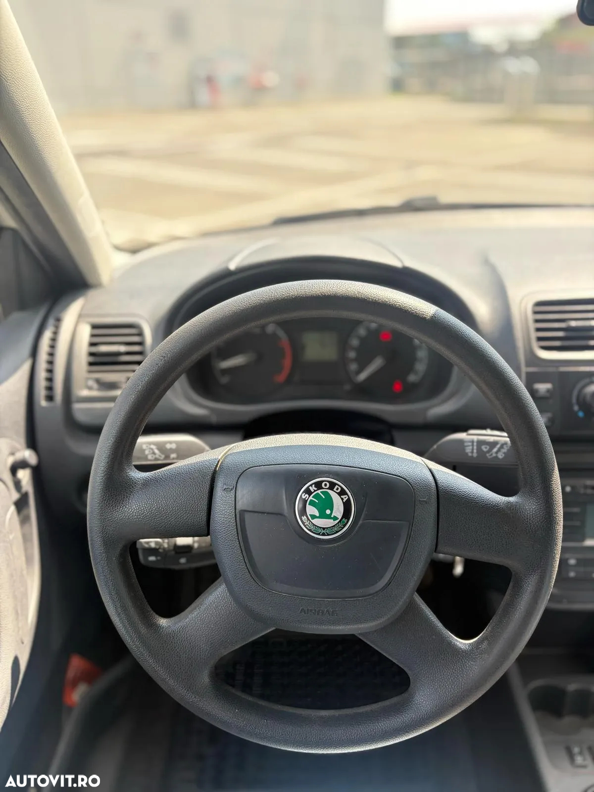 Skoda Fabia 1.4 16V Ambiente - 15