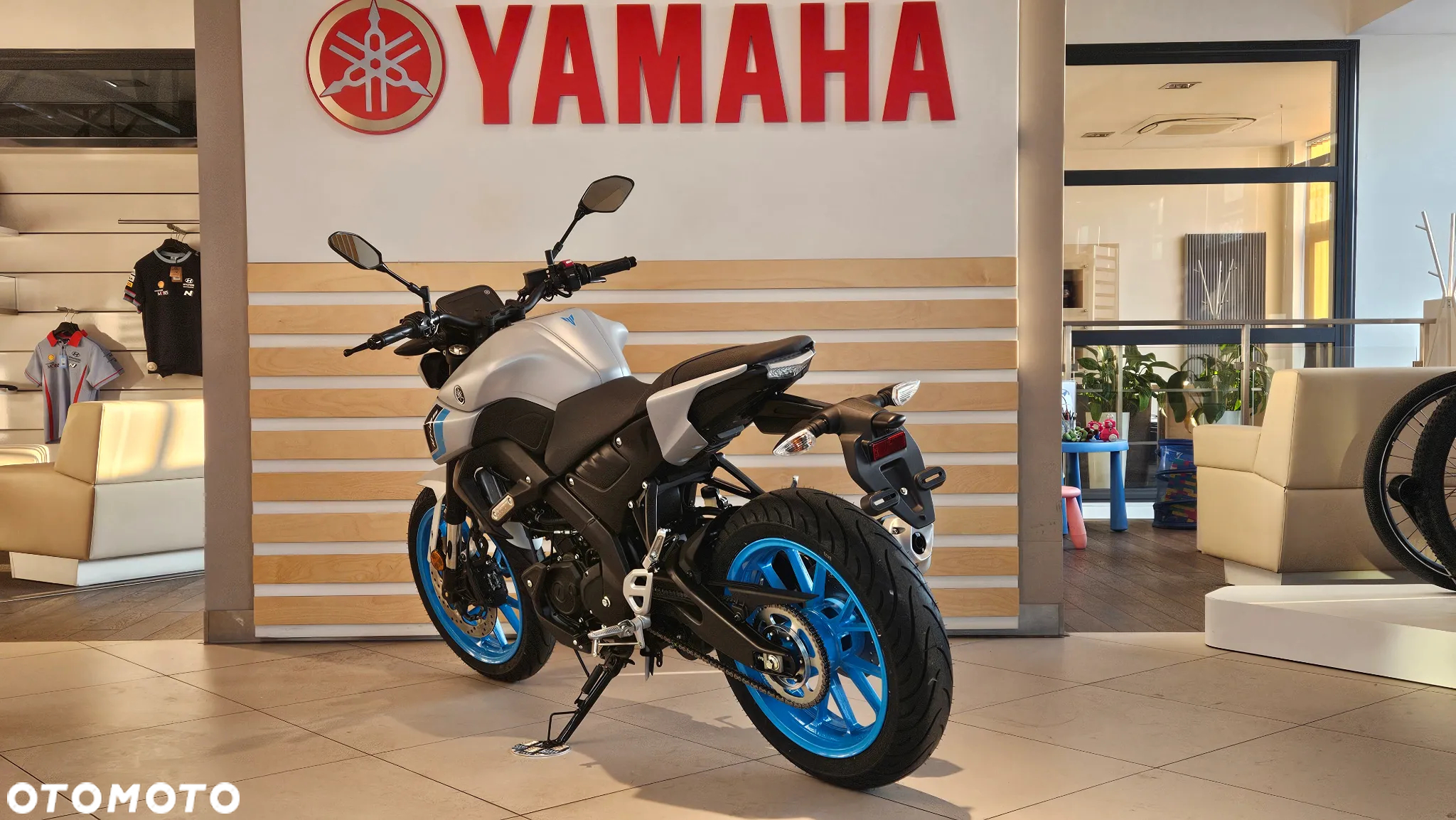 Yamaha MT - 7