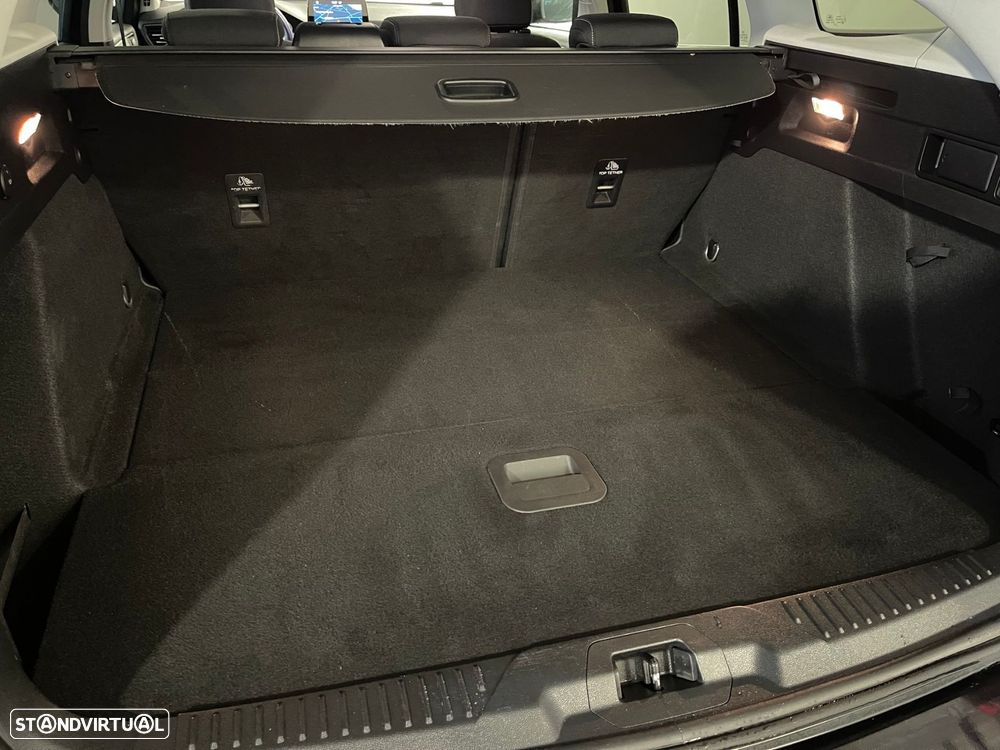 Ford Focus SW 1.5 TDCi EcoBlue Connected - 26