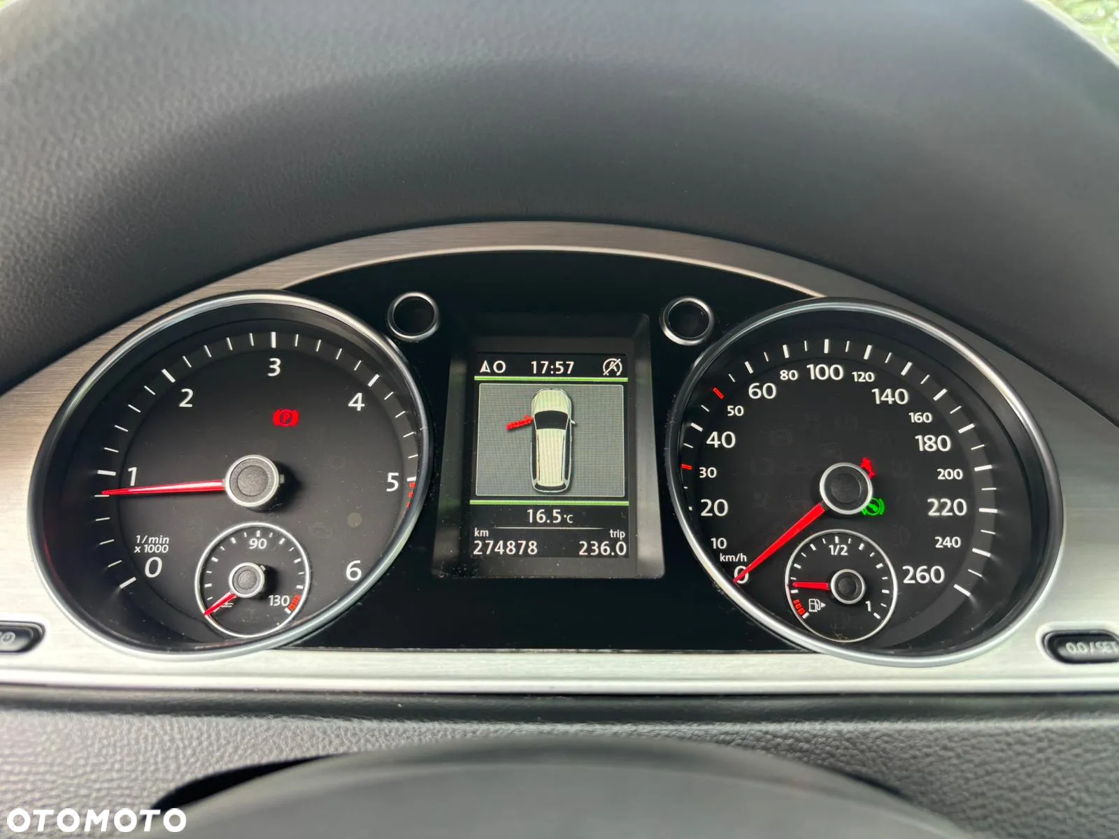 Volkswagen Passat 2.0 TDI Highline DSG - 17