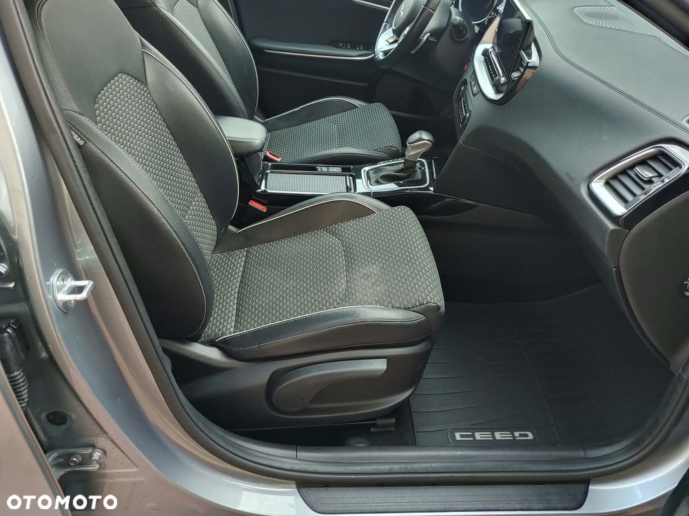 Kia Ceed - 18