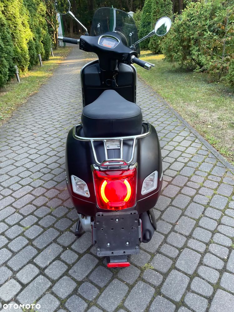 Piaggio Vespa - 10