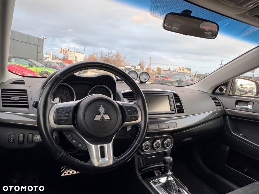 Mitsubishi Lancer Evolution - 11