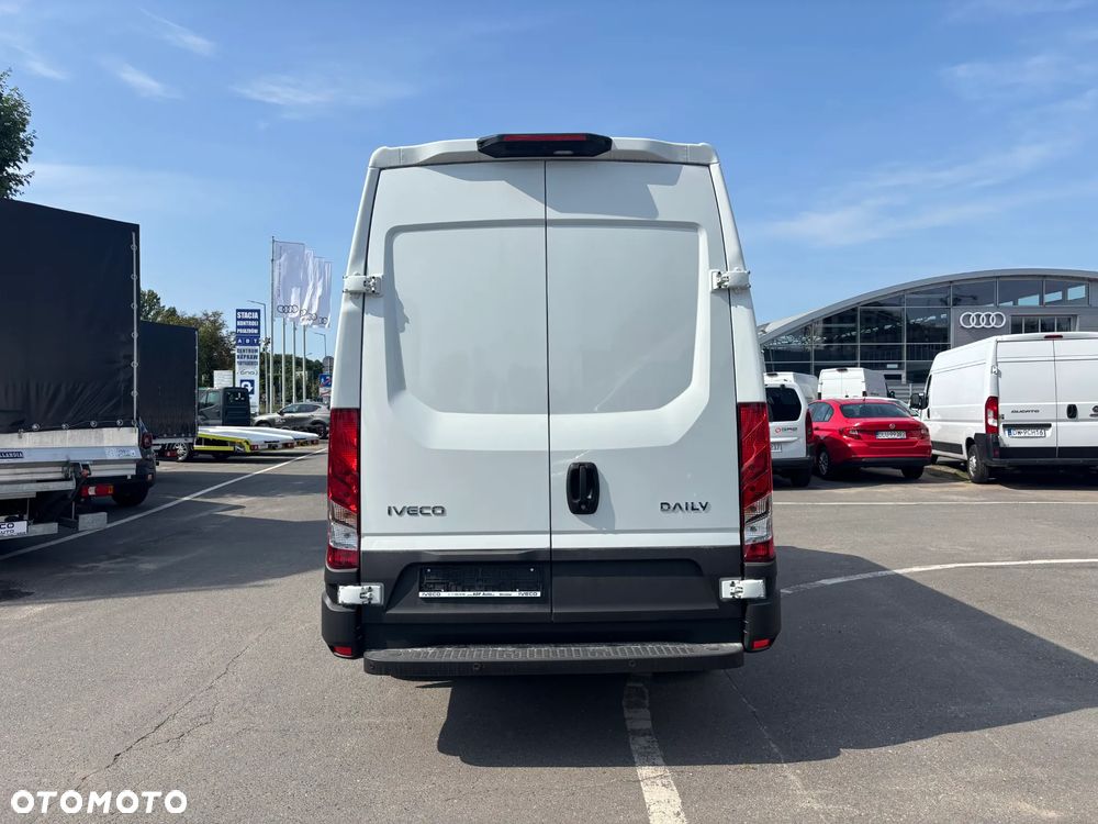 Iveco Daily L3H2 12m3 automat - 4