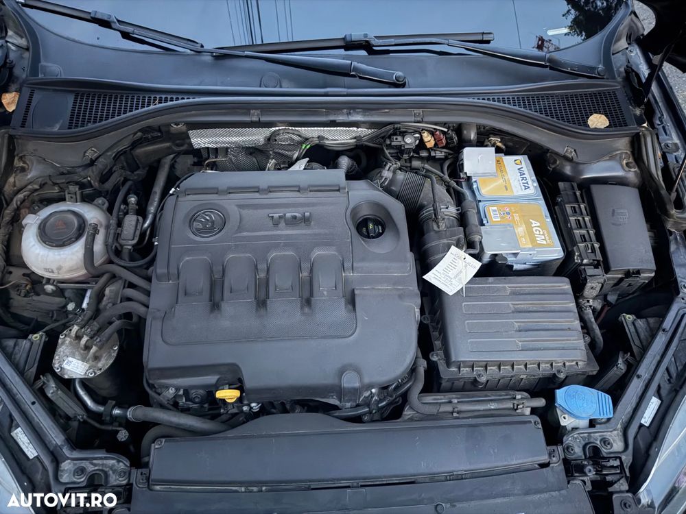 Skoda Superb 2.0 TDI DSG Style - 4
