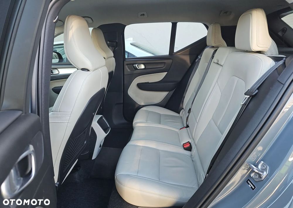 Volvo XC 40 T4 Momentum - 12