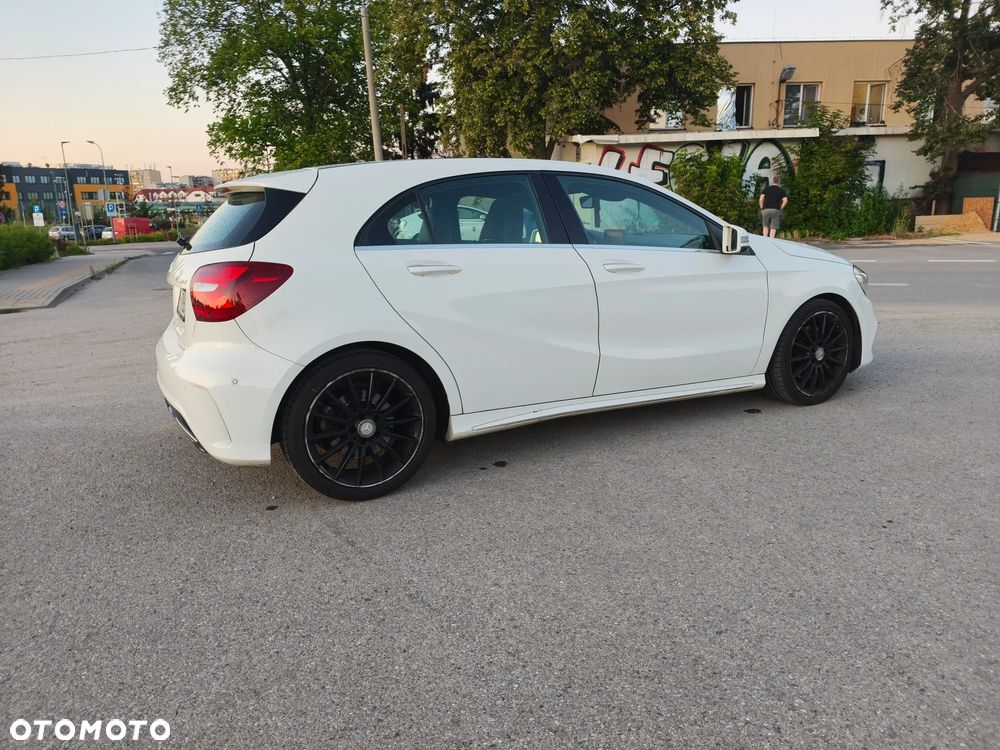 Mercedes-Benz Klasa A 220 4-Matic AMG Line - 9