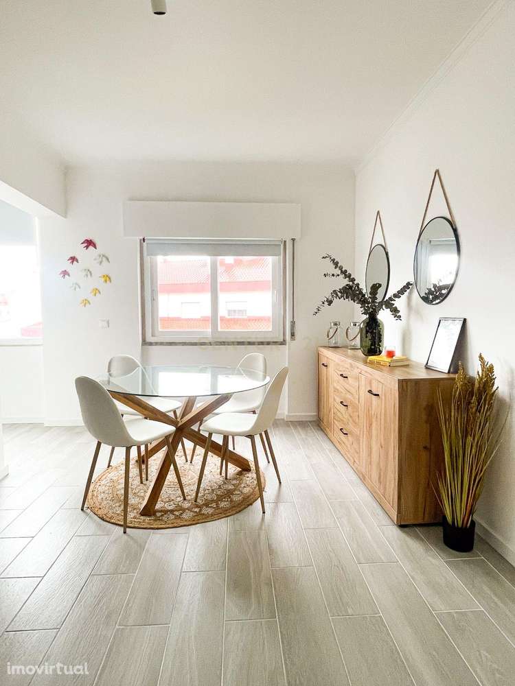 Duplex Moderno em Amora, Seixal com Vista para o Rio - Grande imagem: 4/34