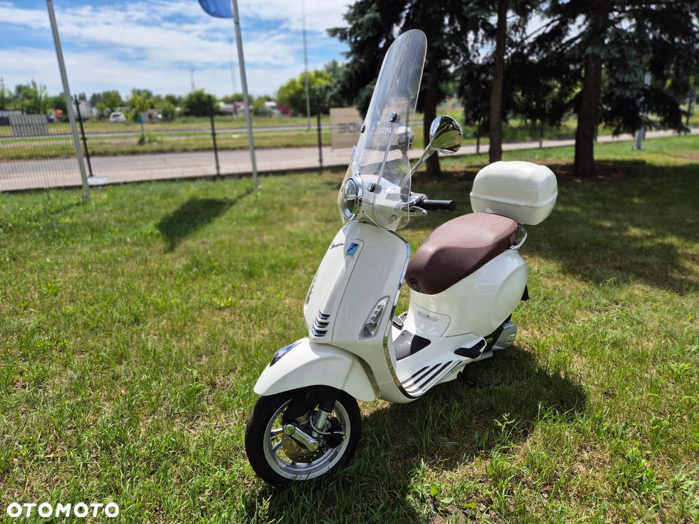 Piaggio Vespa - 1