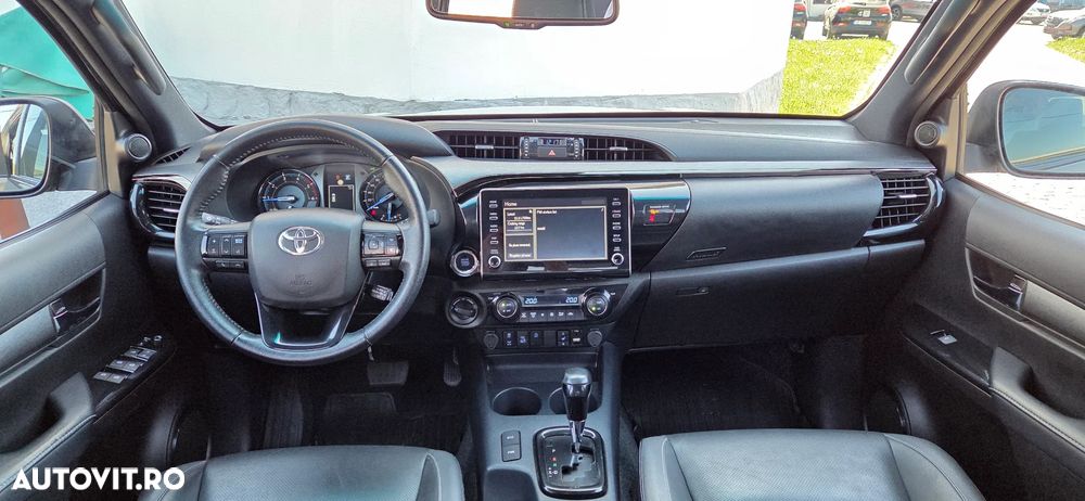 Toyota Hilux 2.8D 204CP 4x4 Double Cab AT Invincible - 15