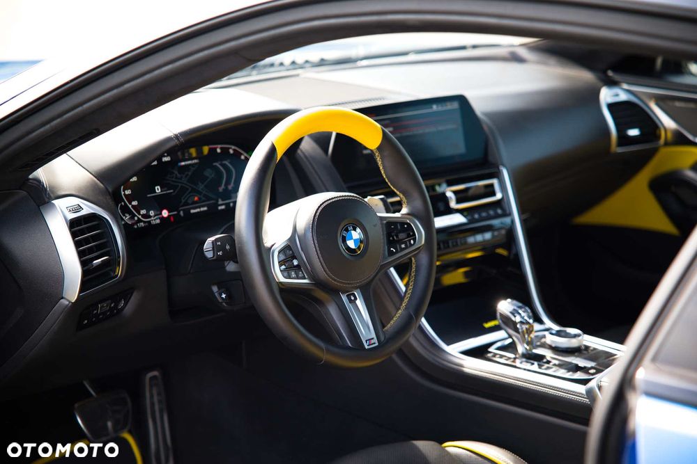 BMW Seria 8 - 16