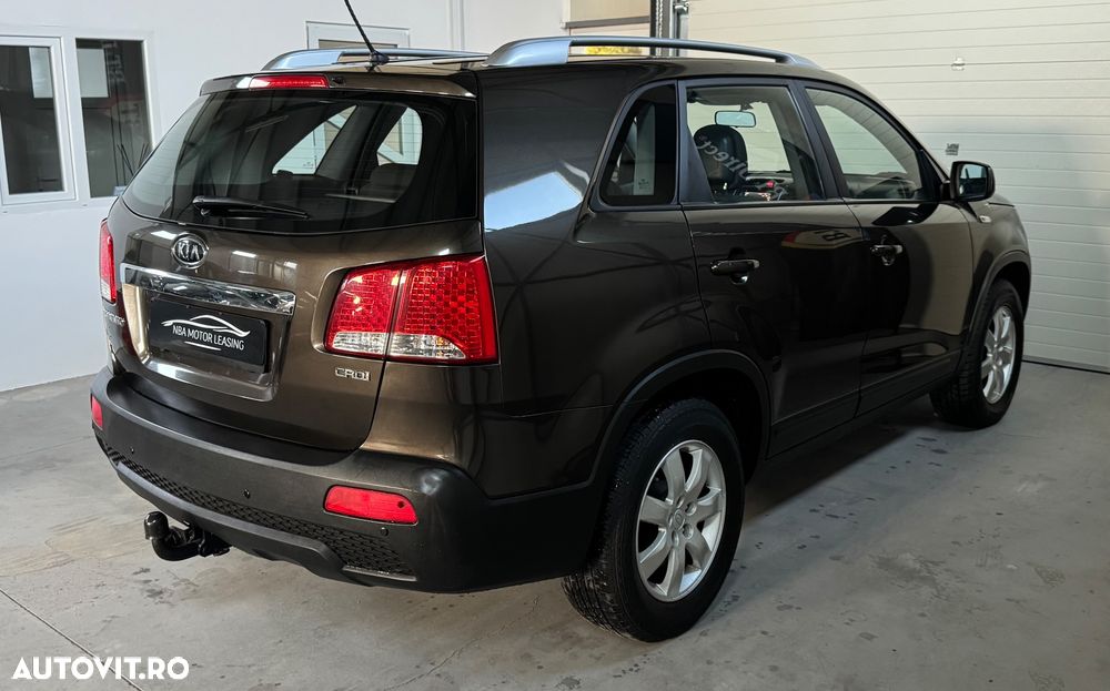 Kia Sorento 2.2 CRDi Attract - 4